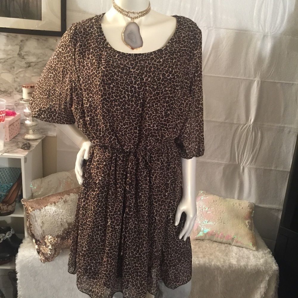 New! Sheer double layered Cheetah print Dress! 💕‎